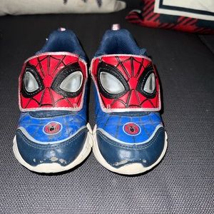 Toddler Boys Spider-Man Gym Shoes Size 10 - Moderately worn